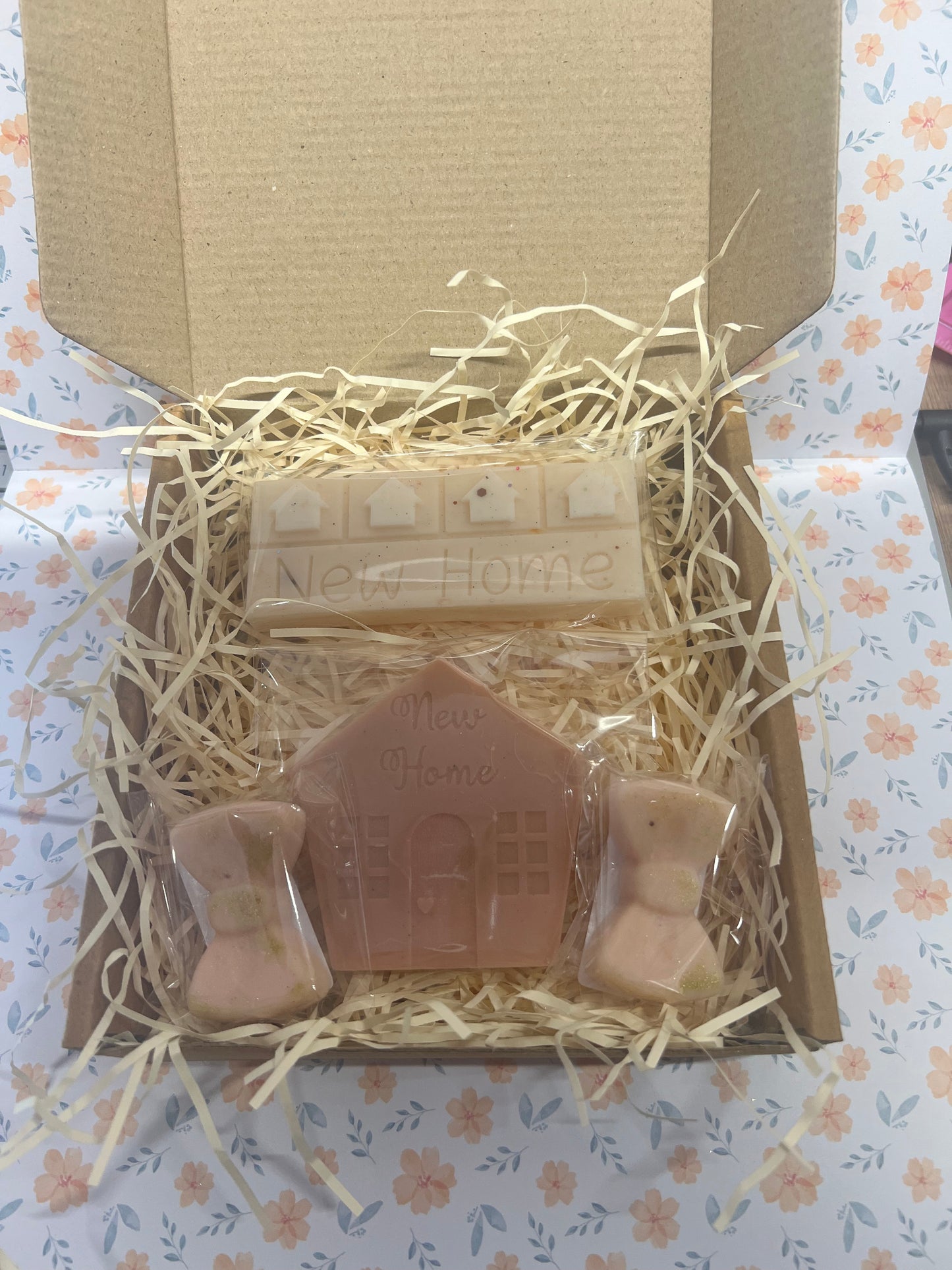 Themed occasion wax boxes