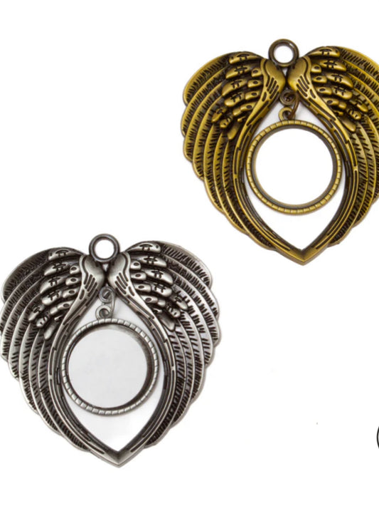 Angel’s wings hanging ornament