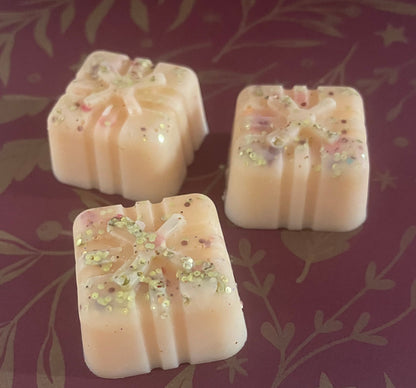Christmas present wax melt trio