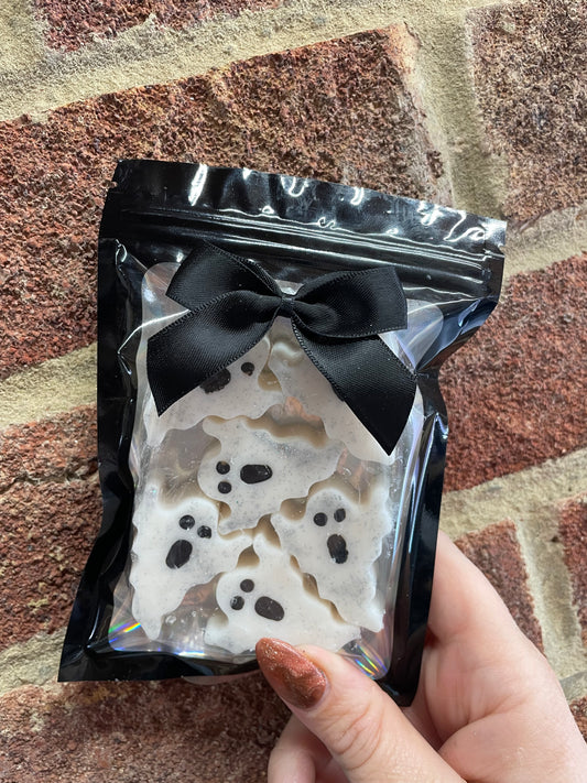 Ghost shaped wax
