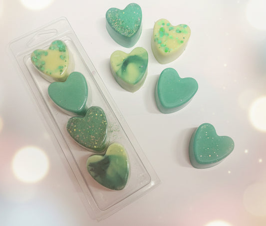 4 Heart Clam Shells