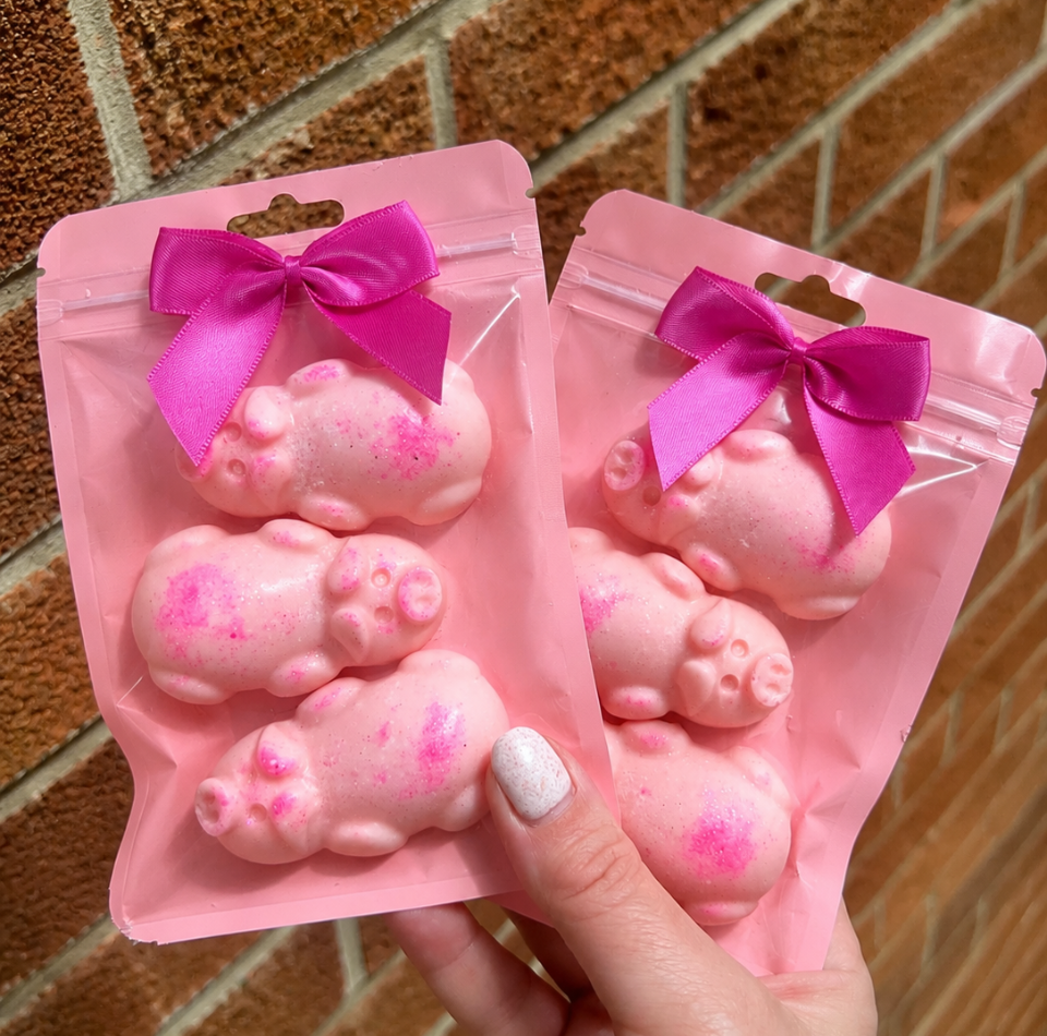 Pig wax melts