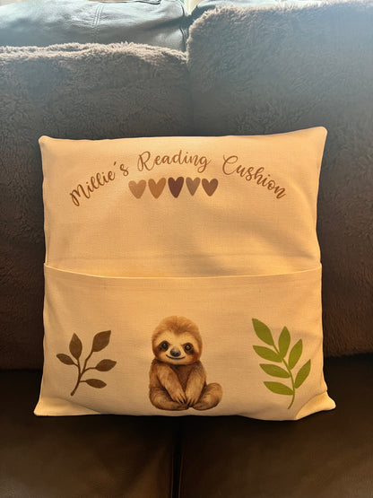 Linen cushion with pocket